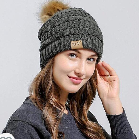KLV Accessories - klv Gray knit style beanie with faux fur Pom.